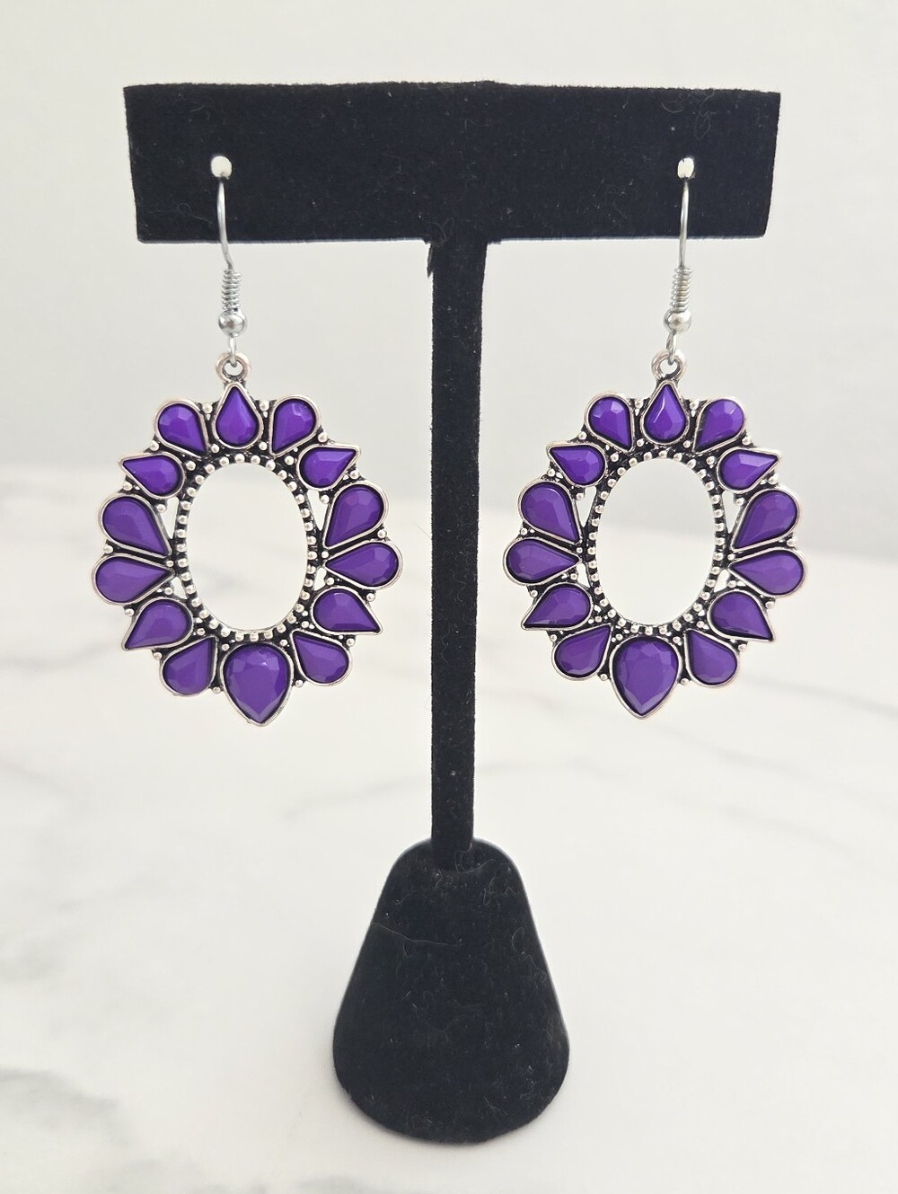 ​Paparazzi Purple Teardrop Bead Silver Oval Frame Dangle Earrings - Picture 6 of 12